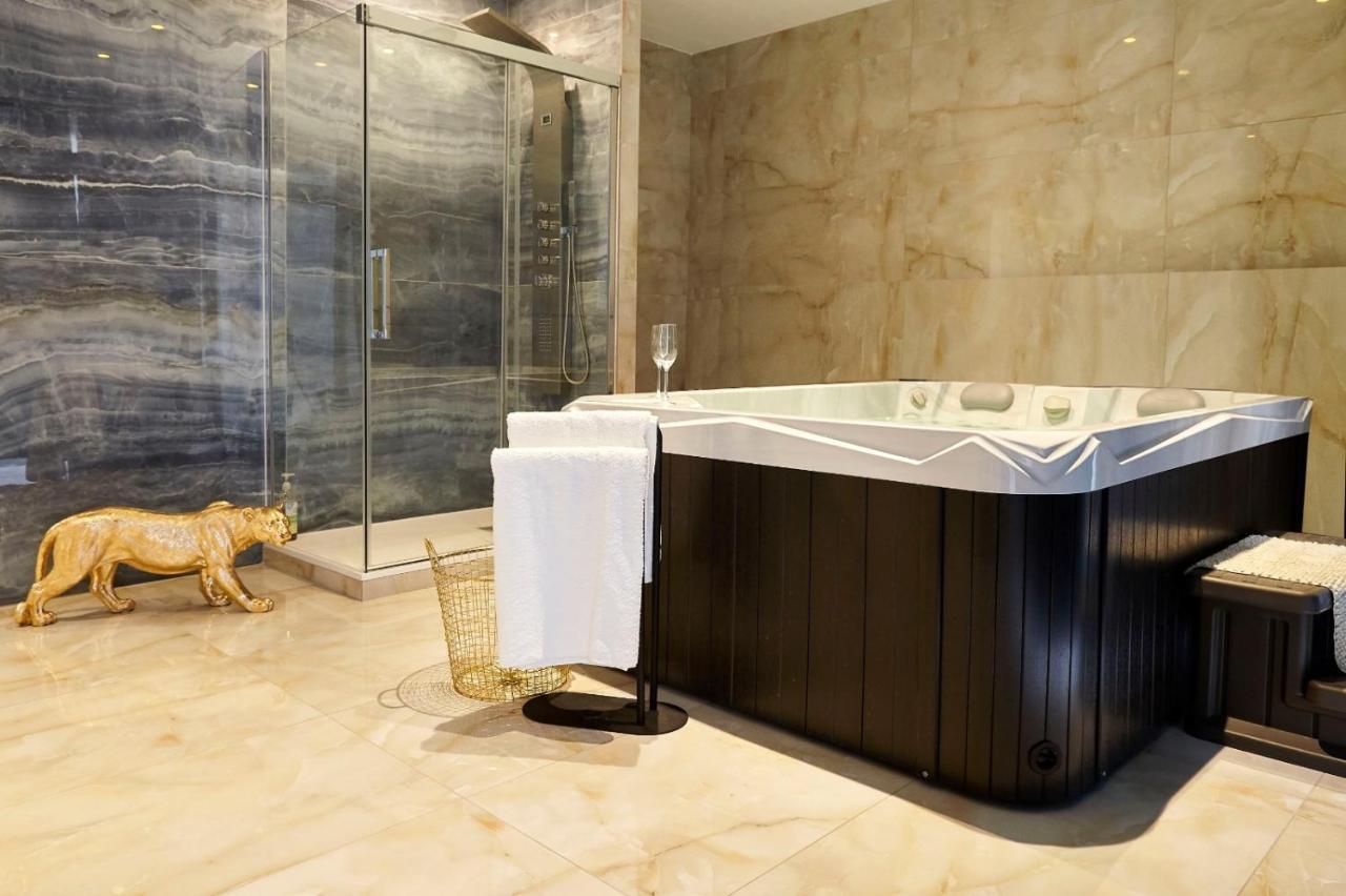 Golden Junior - Jacuzzi Lägenhet Rouen Exteriör bild