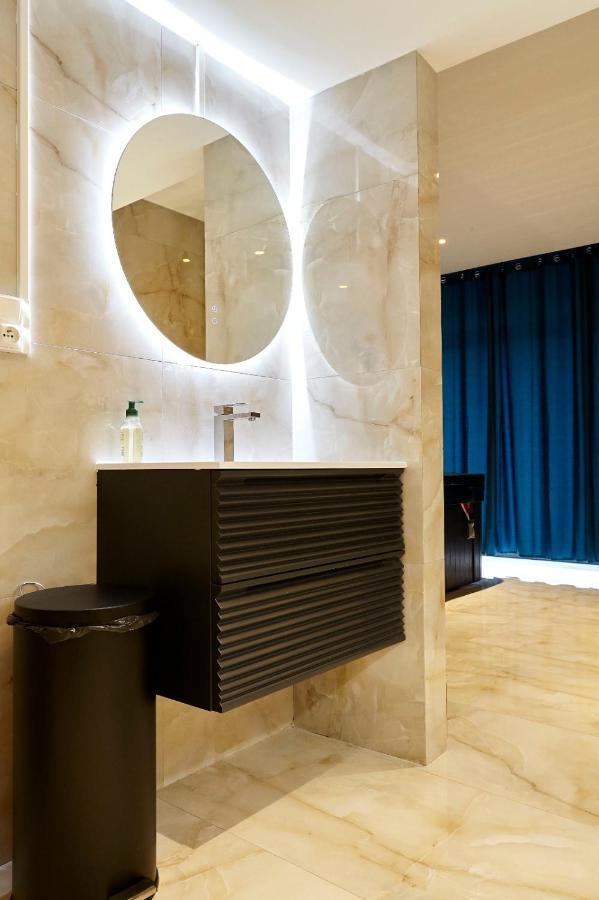 Golden Junior - Jacuzzi Lägenhet Rouen Exteriör bild
